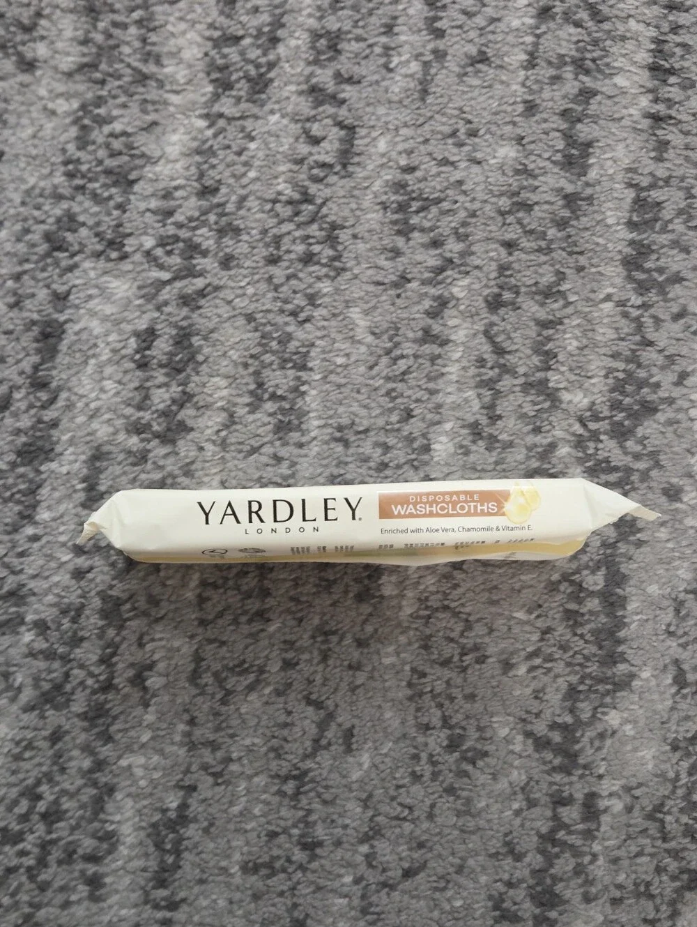 Yardley London Disposable Washcloths Bundle (Set of 2 Packs, 36 Wipes Total) - S